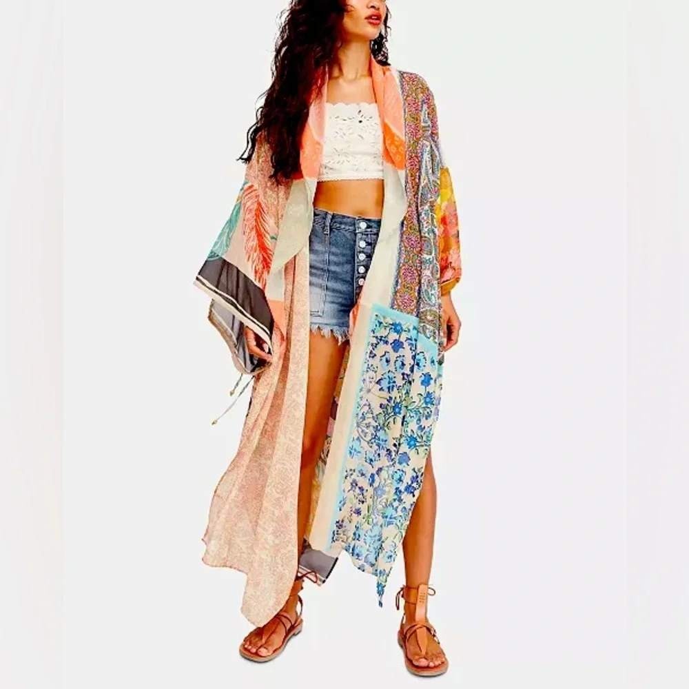 Free People Keeping Up With The Kimono Magic Combo Floral Patchwork Duster OS